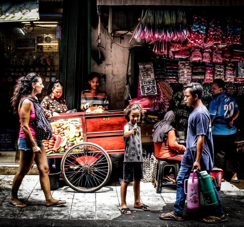 Inside people Jakarta by Dino Morri