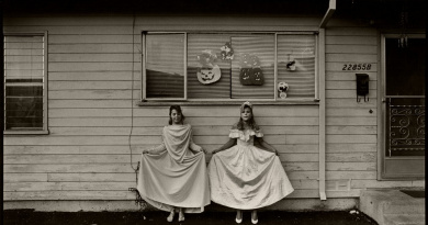 All About Photo presents the online exhibition American Portraits 1978-2006 by Saul Bromberger