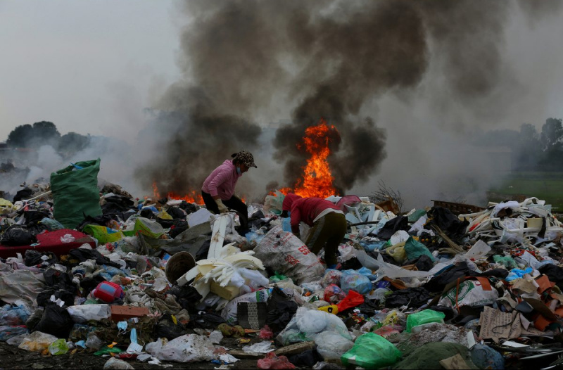 Negative impact of an open landfill © Quan Nguyen Ho